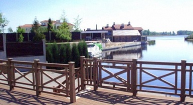 Набережная-пирс, БО "Медведица" (Астрахань) Набережная-пирс, БО "Медведица" (Астрахань)